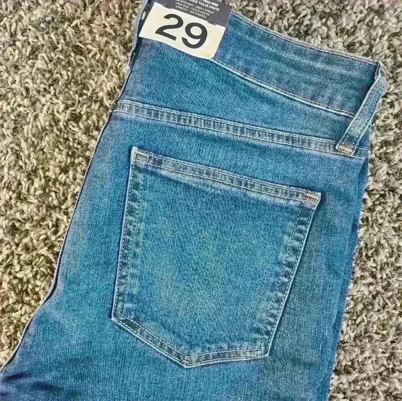 GAP  CLASSIC MID RISE JEANS - Picture 4 of 4